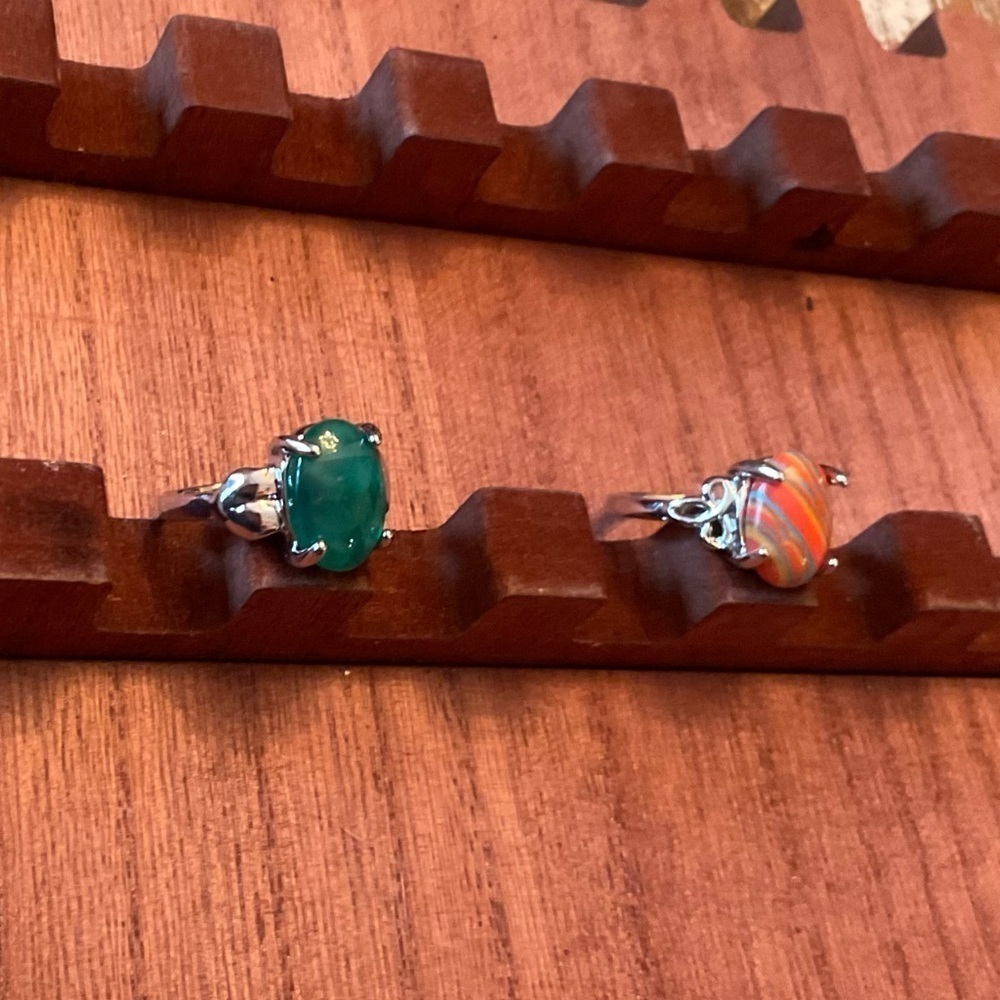 Set of 2 Unique Rings size 9, BN - Picture 2 of 3